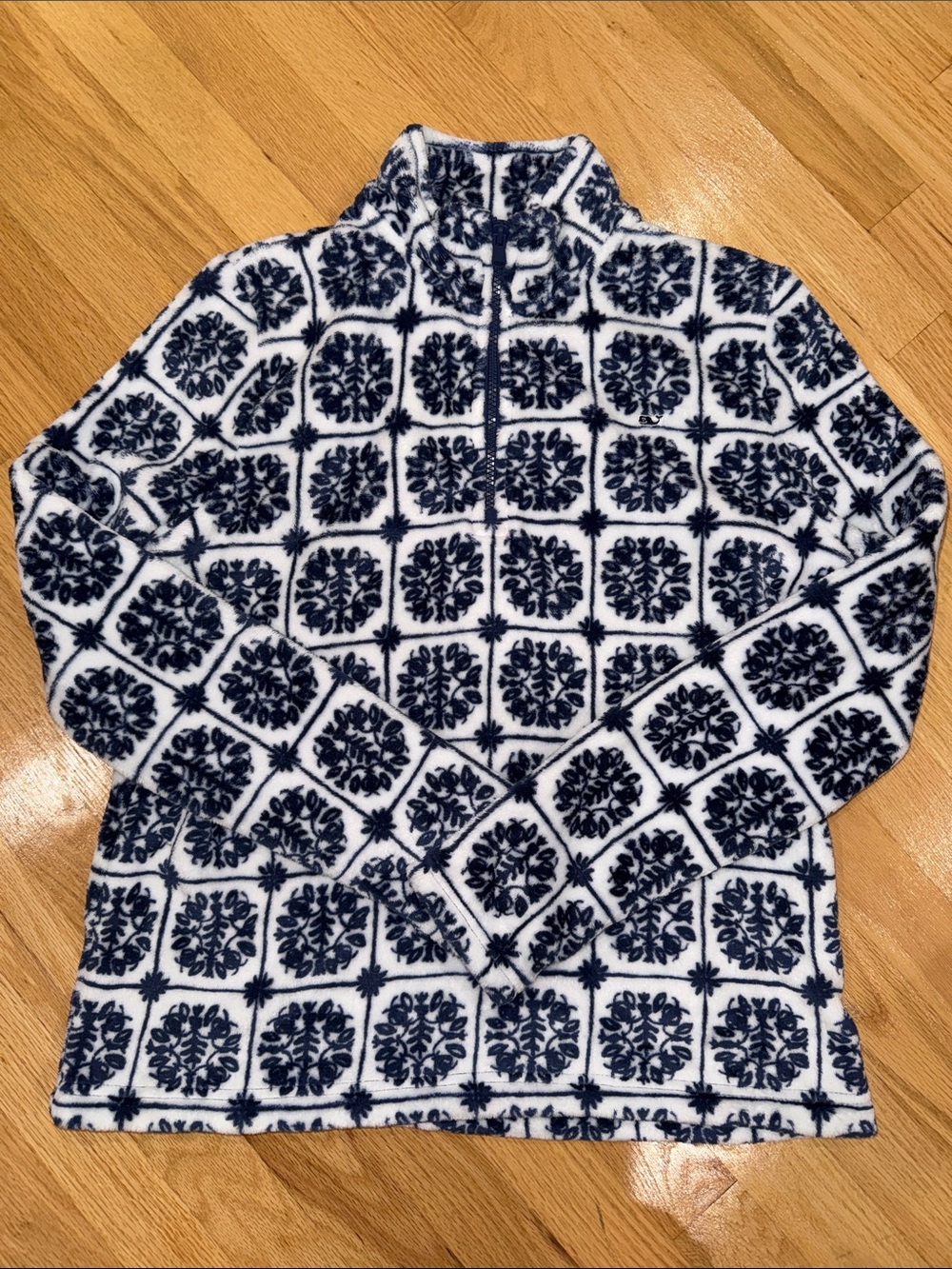 Vineyard Vines island geometric tile print quarter fleece pullover size large - Picture 2 of 6
